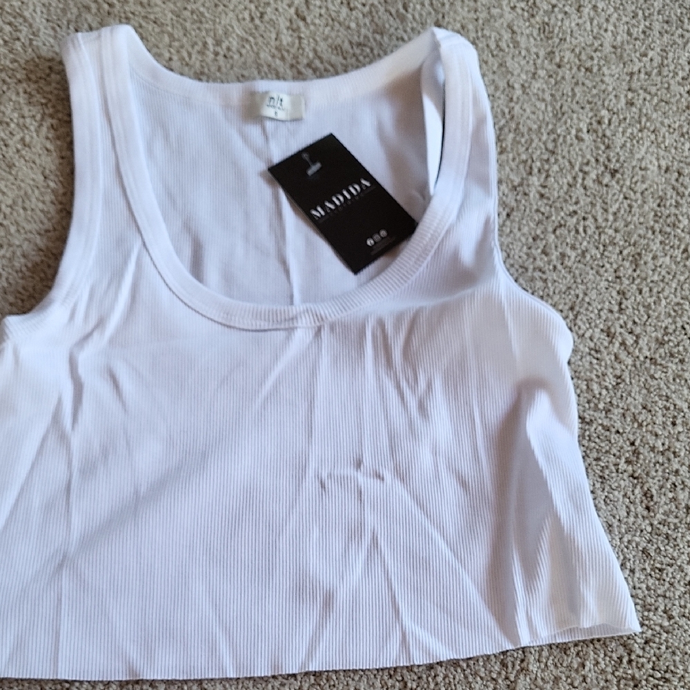 White Sleeveless Fitted Crop Tank Top